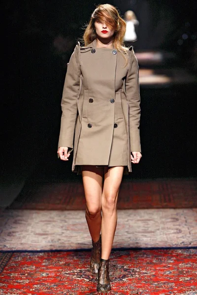Look 31